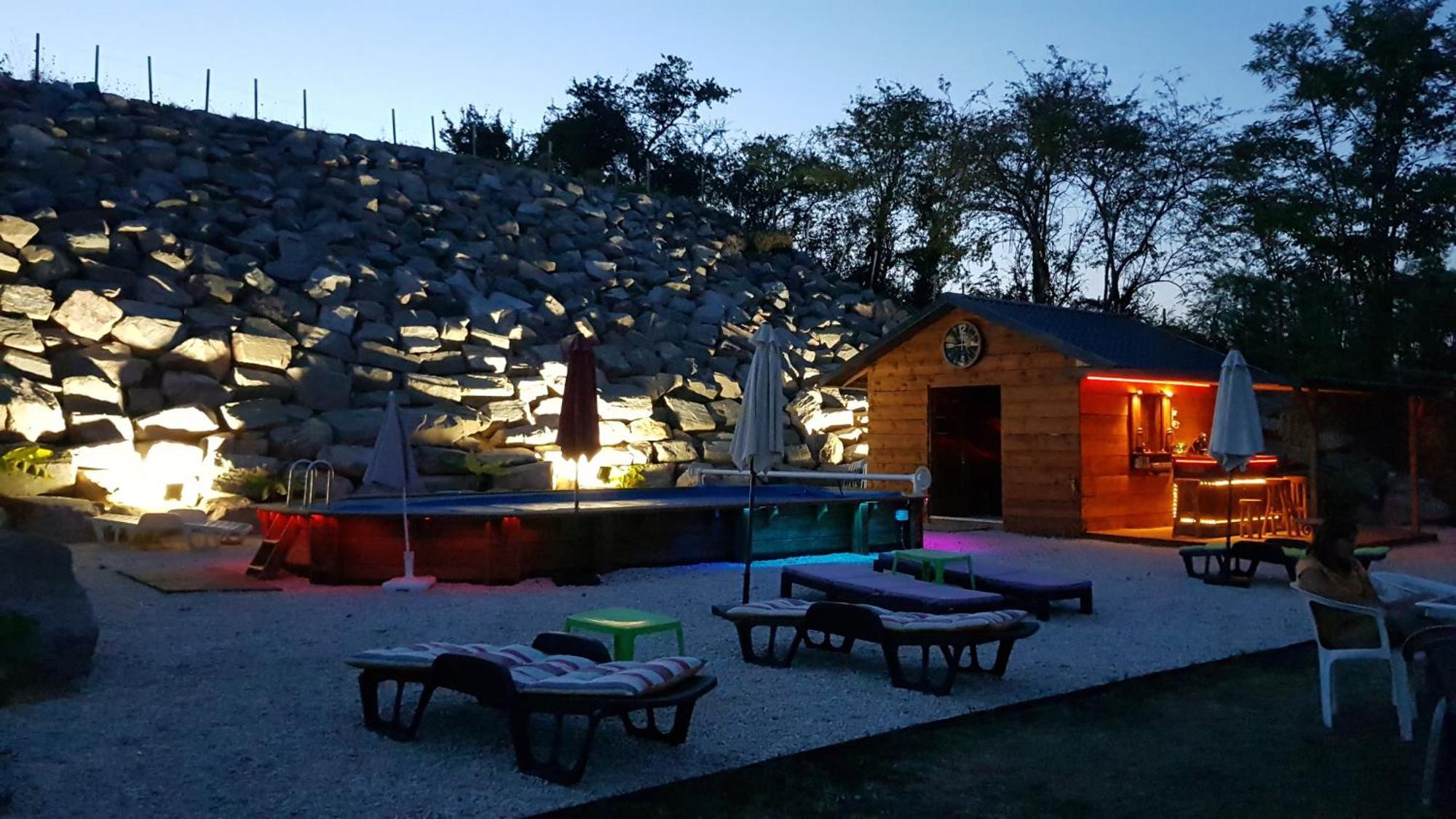 Ferienwohnung Domaine Des Rigaud Garchizy Exterior foto