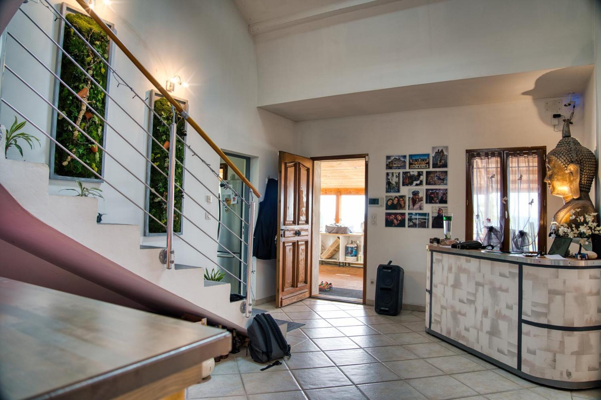 Ferienwohnung Domaine Des Rigaud Garchizy Exterior foto